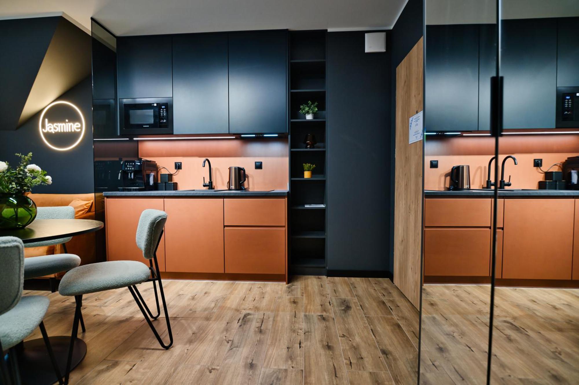 Jasmine By Housine Aparthotel Zator Ngoại thất bức ảnh