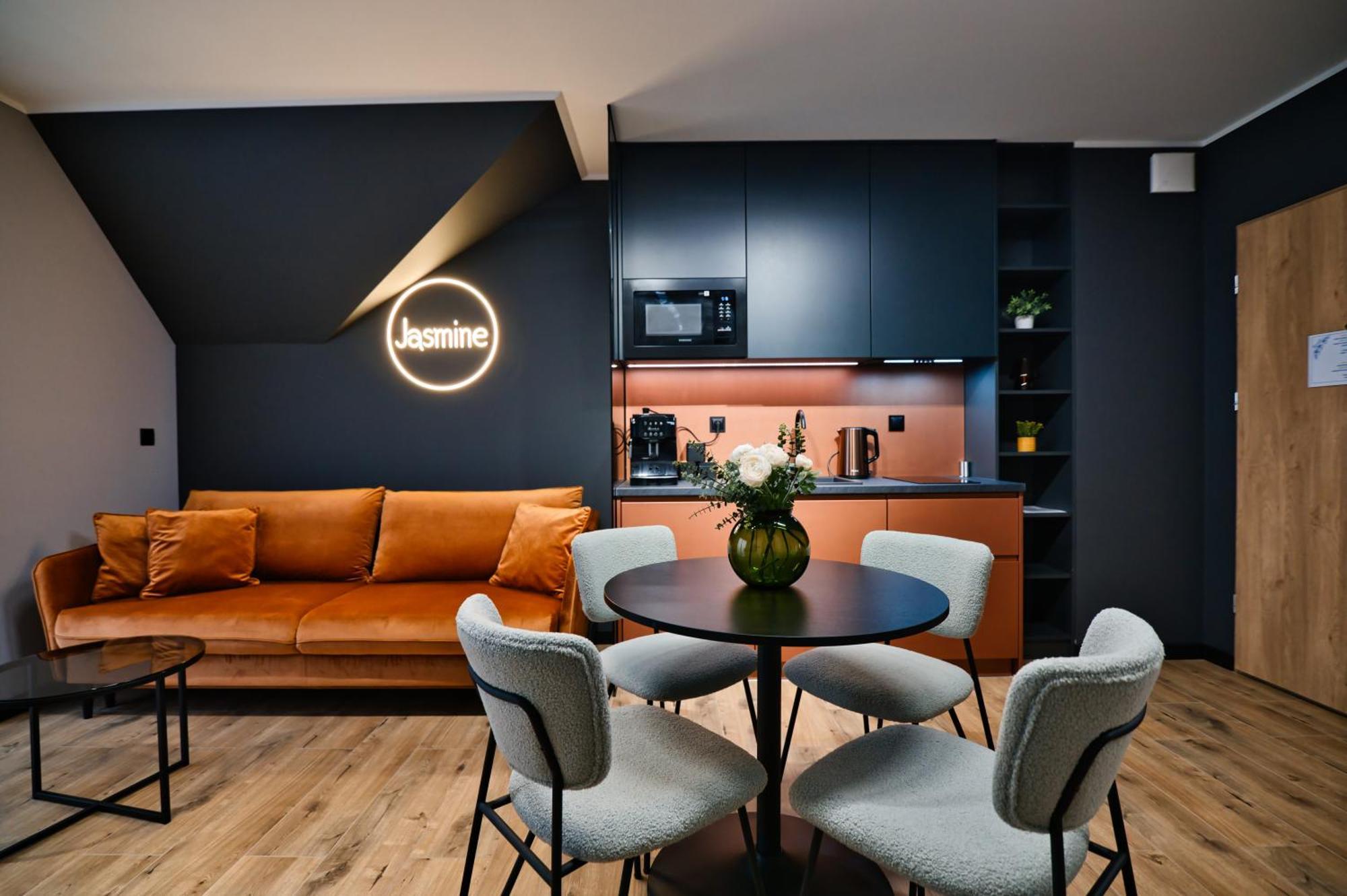 Jasmine By Housine Aparthotel Zator Ngoại thất bức ảnh