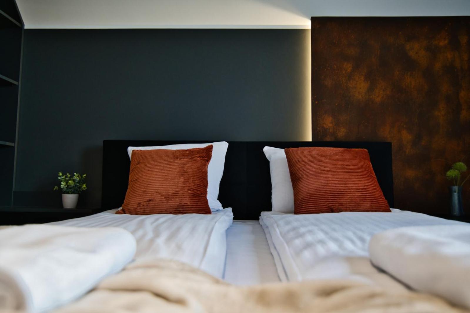 Jasmine By Housine Aparthotel Zator Ngoại thất bức ảnh